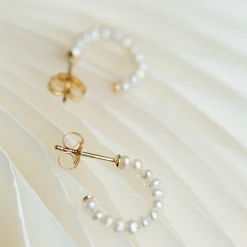 byBiehl® Danmark Perleøreringe|Hoops<Fine Mini Pearl Hoops