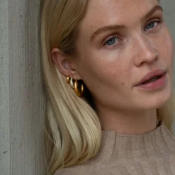byBiehl® Danmark Guldøreringe<Ocean Flow Hoops Large