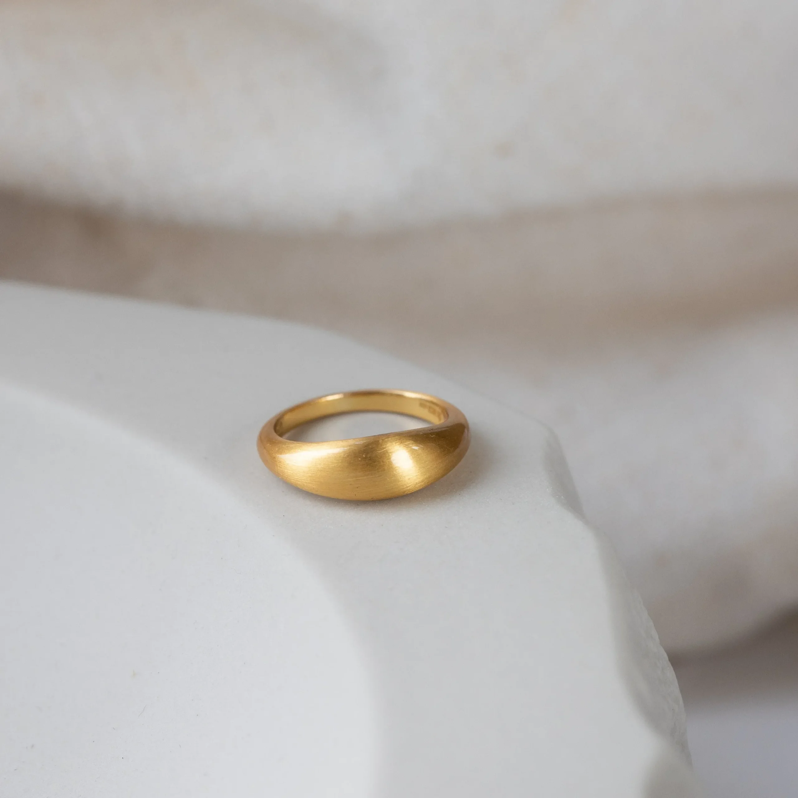 byBiehl® Danmark Guldringe<Ocean Flow ring