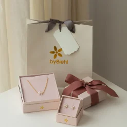 byBiehl® Danmark Ørestikker<Pearl Signature Gavesæt