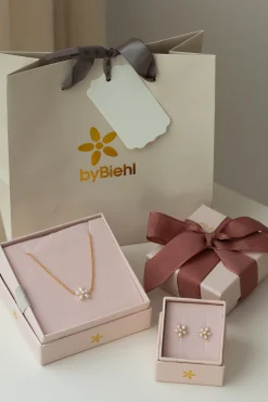 byBiehl® Danmark Ørestikker<Pearl Signature Gavesæt