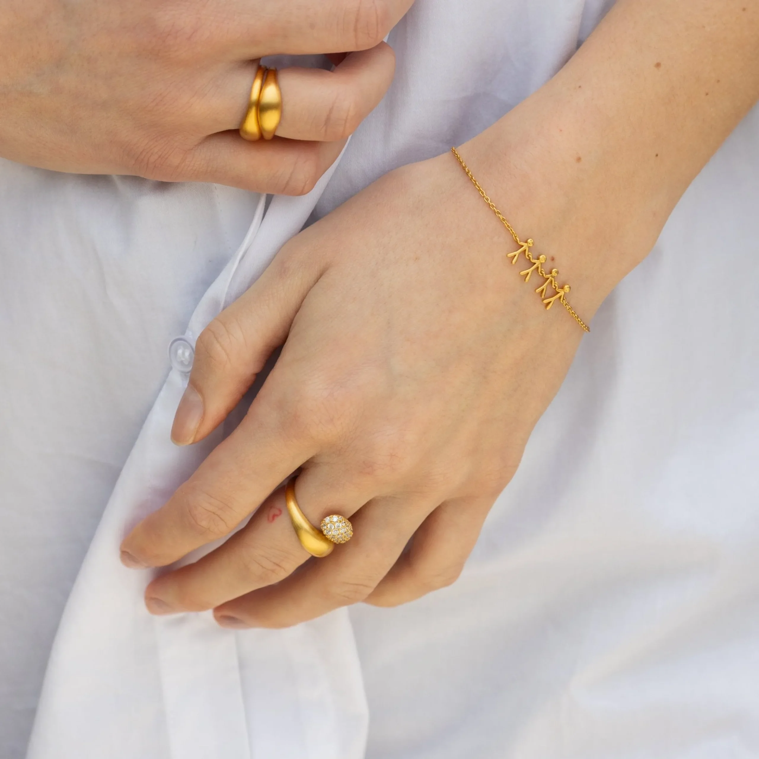 byBiehl® Danmark Guldarmbånd<Together Family 4 armbånd